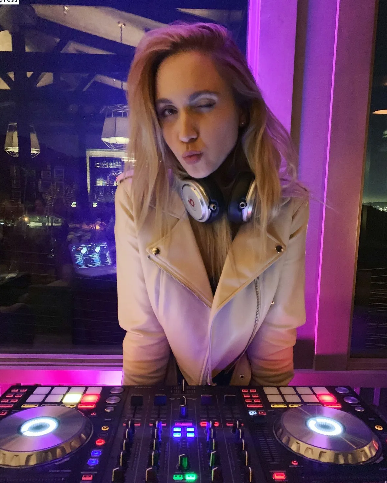DJ Services 10